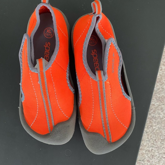 NEW SPEEDO KidsToddlers Boys Water Shoes Size XL 11/12 Length 7.5” Orange Color